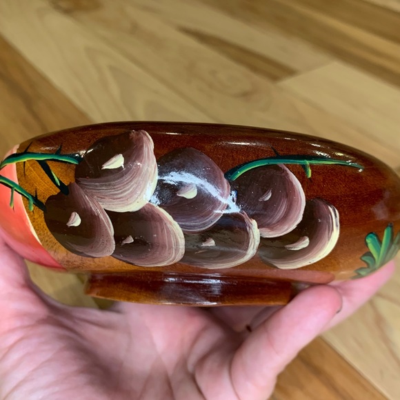 Vintage Wooden Bowl Hand Painted Fruit Round - Picture 3 of 7